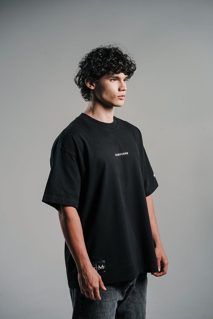 Camiseta Oversize Romanticismo Negra