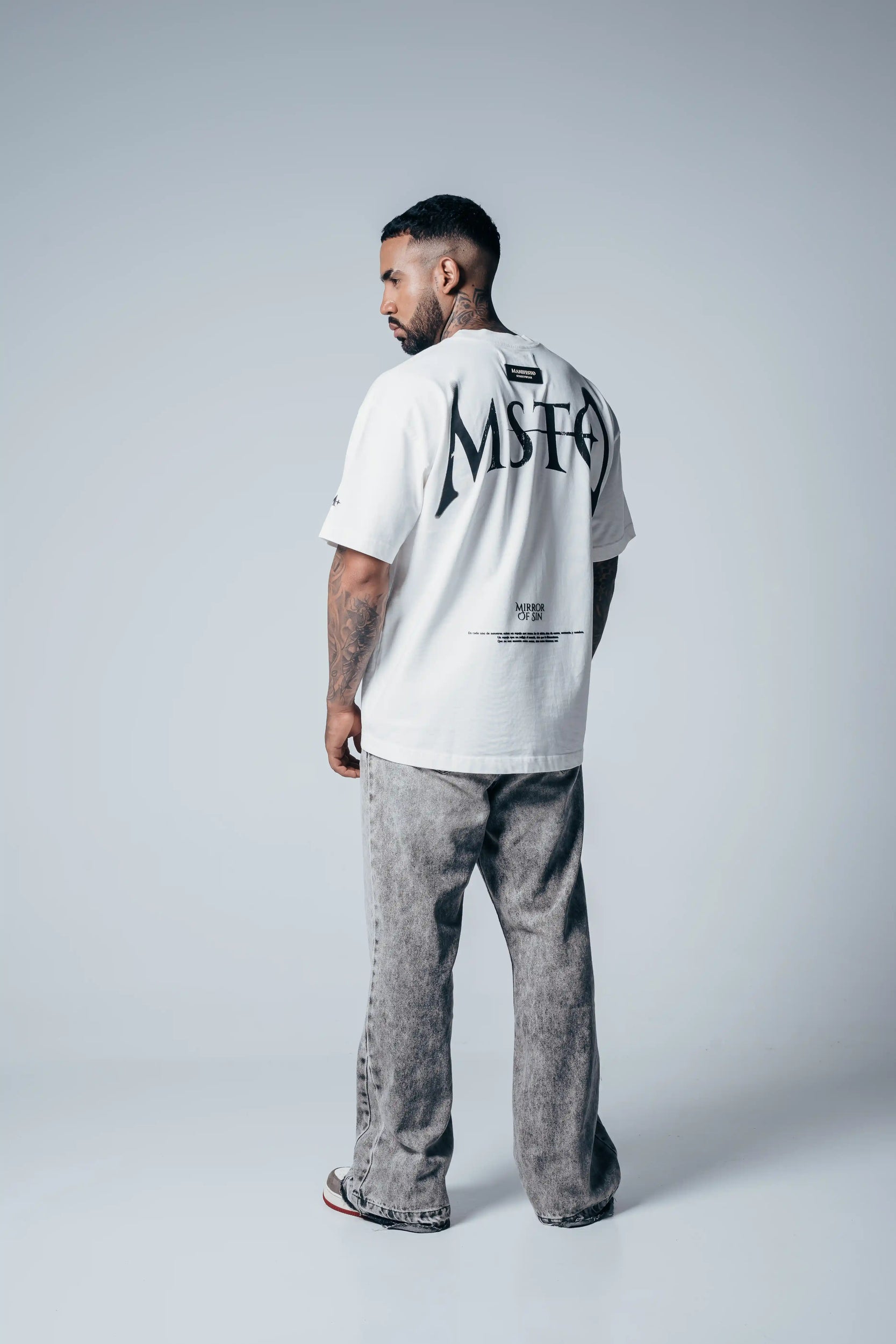 Camiseta Oversize Mirror Of Sin Vainilla MSTO