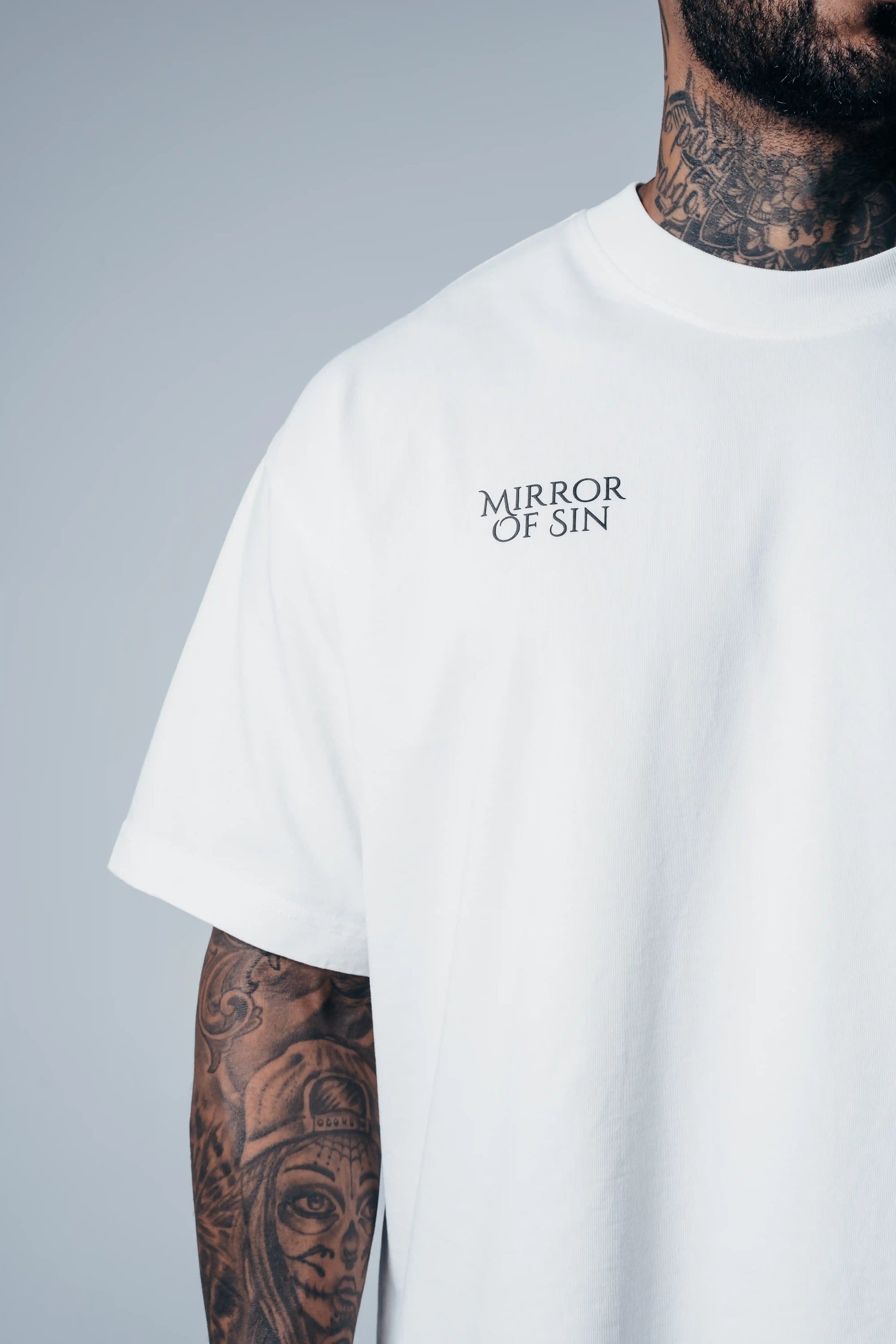 Camiseta Oversize Mirror Of Sin Vainilla MSTO