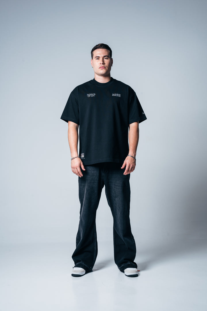 Camiseta Oversize Mirror Of Sins negro MSTO