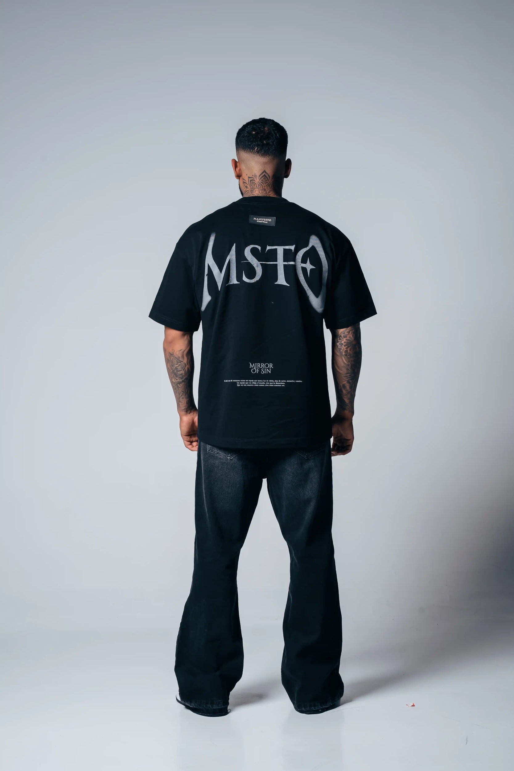 Camiseta Oversize Mirror Of Sin negro MSTO