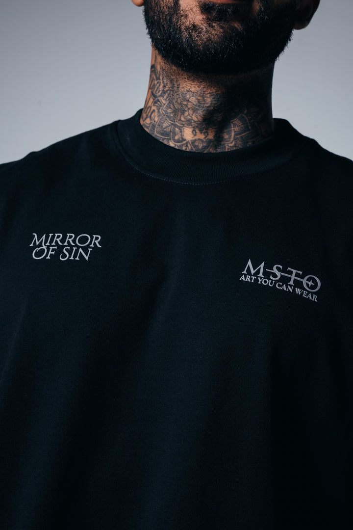 Camiseta Oversize Mirror Of Sins negro MSTO