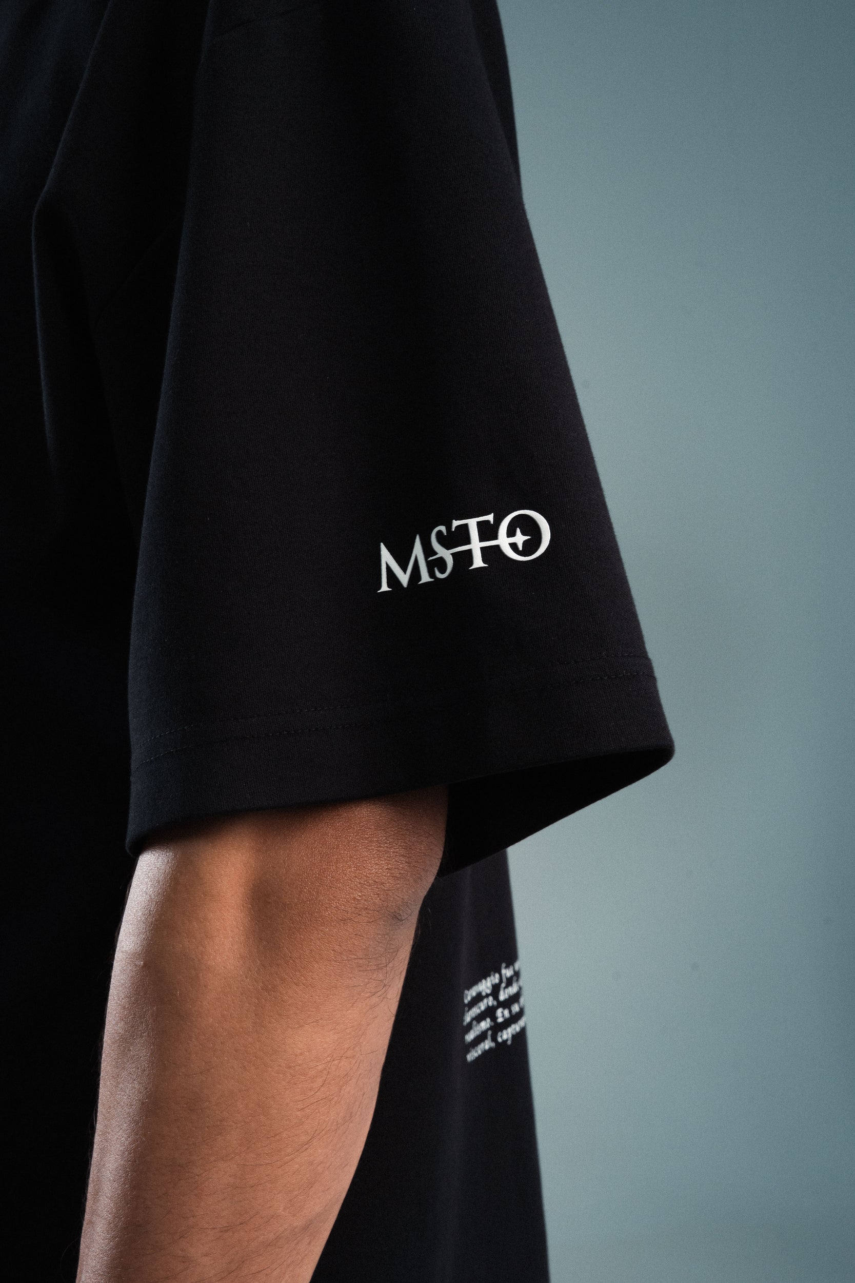 Camiseta Semioversize Medusa