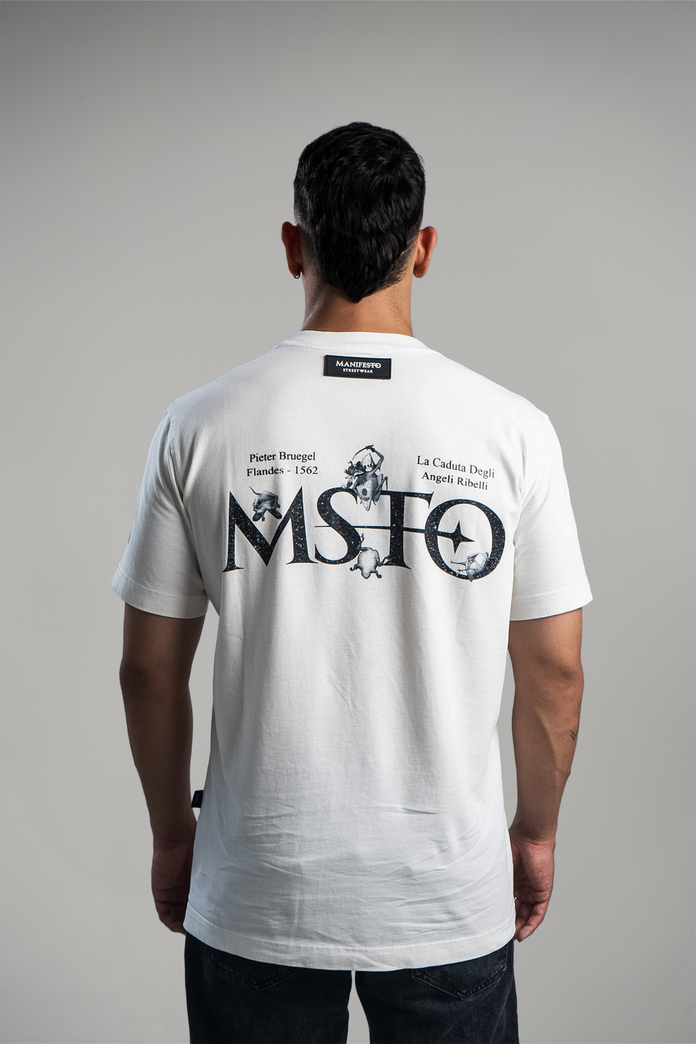 Camiseta Regular La Caída de los Ángeles